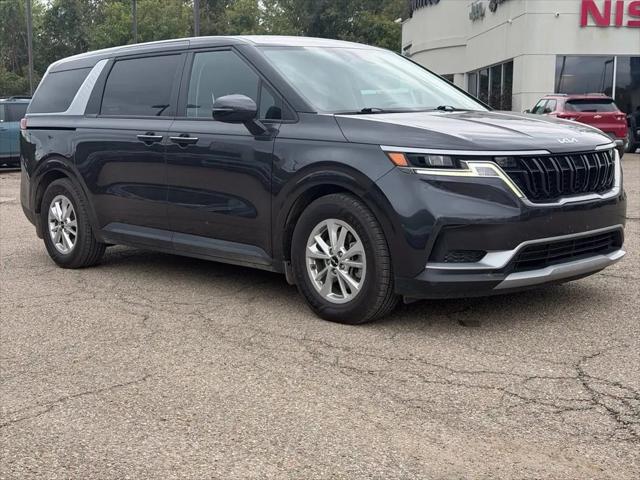 2023 Kia Carnival MPV LX Seat Package for sale in Athens, OH