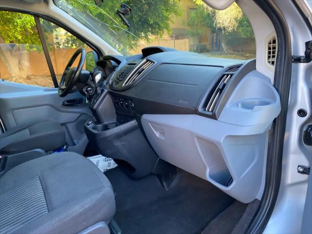 2017 Ford Transit XLT