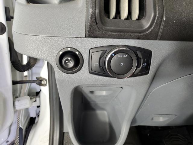 2017 Ford Transit Base