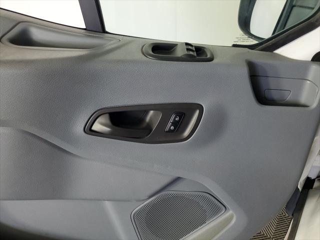 2017 Ford Transit Base