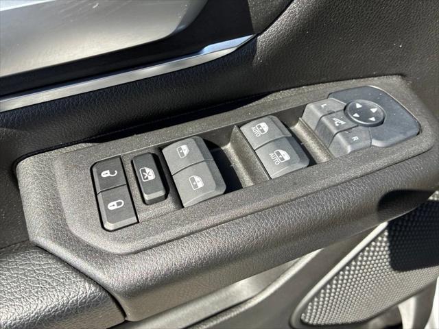 2025 Ram 1500 Big Horn Crew Cab 4x4 57 Box