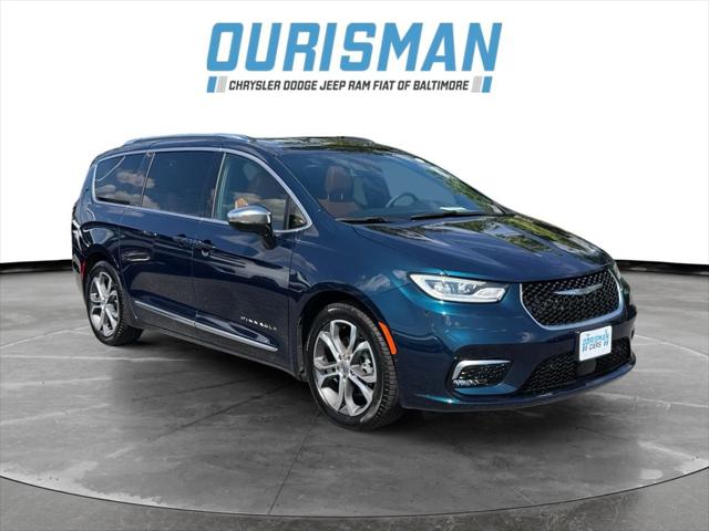 2025 Chrysler Pacifica Pinnacle