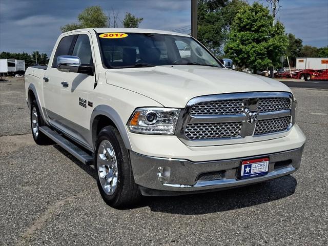 2017 RAM 1500 Laramie Crew Cab 4x4 57 Box 2017 RAM 1500 Laramie Crew Cab 4x4 57 Box