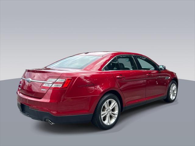 2015 Ford Taurus SEL
