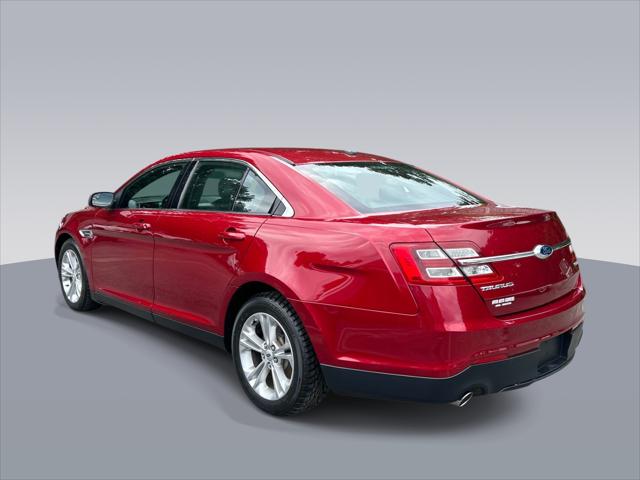 2015 Ford Taurus SEL