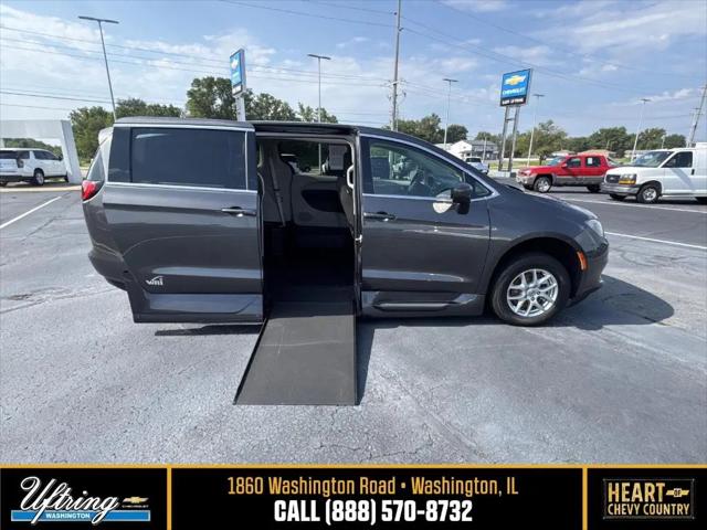 2022 Chrysler Voyager LX for sale in Washington, IL