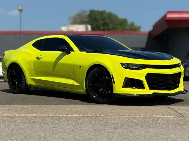 2020 Chevrolet Camaro RWD Coupe 3LT for sale in Burnsville, MN