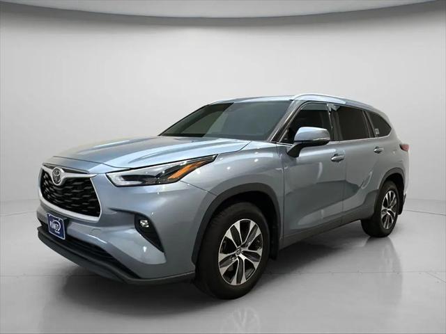 2022 Toyota Highlander XLE for sale in Golden, CO