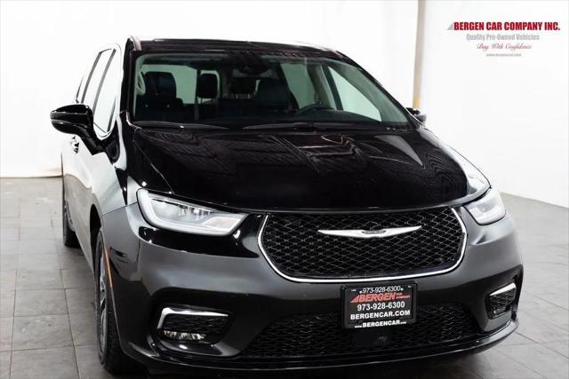 2024 Chrysler Pacifica Hybrid Select for sale in Lodi, NJ
