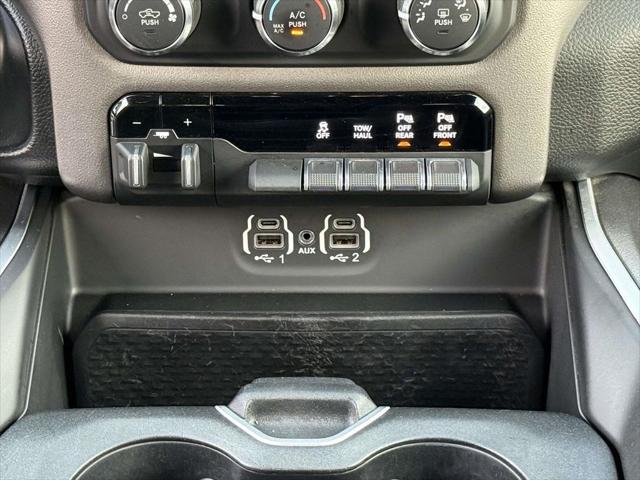2020 Ram 1500 Big Horn Crew Cab 4x4 57 Box