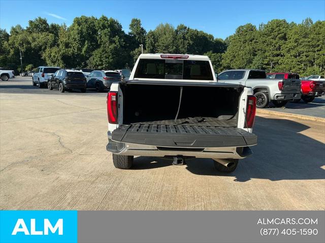 2024 GMC Sierra 2500HD 4WD Crew Cab Standard Bed SLT