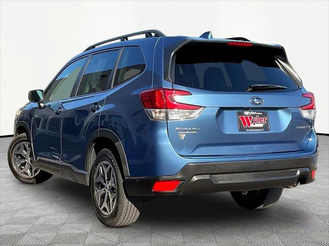 2023 Subaru Forester Premium