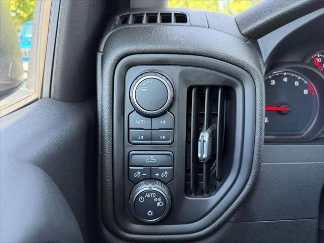 2021 Chevrolet Silverado 1500 4WD Crew Cab Short Bed Custom Trail Boss