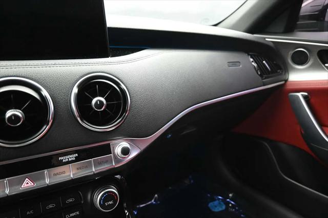 2022 Kia Stinger GT1