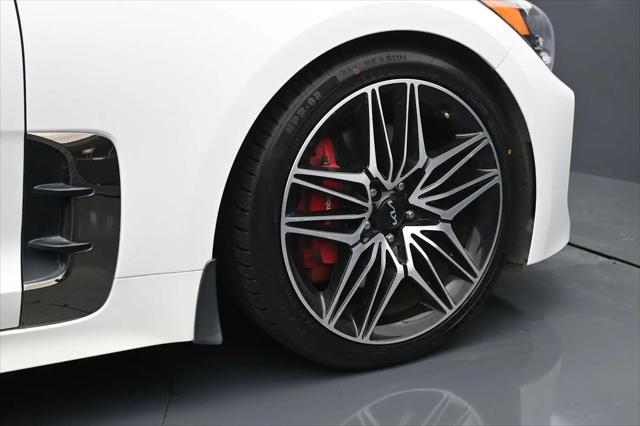 2022 Kia Stinger GT1