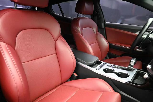 2022 Kia Stinger GT1