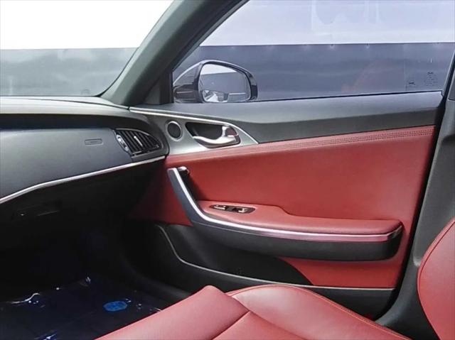 2022 Kia Stinger GT1