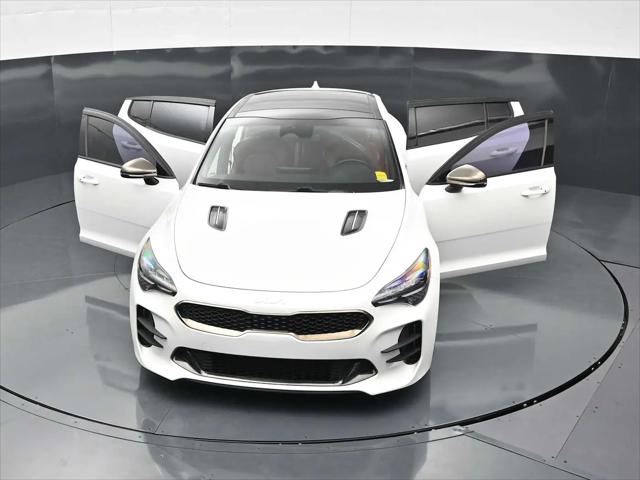 2022 Kia Stinger GT1