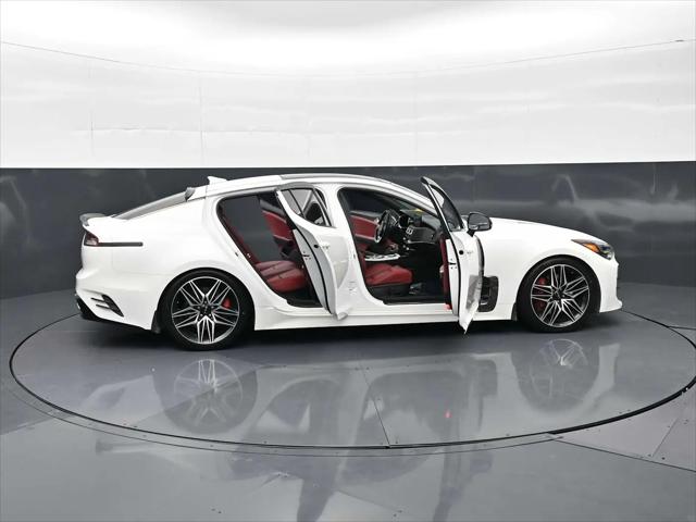 2022 Kia Stinger GT1