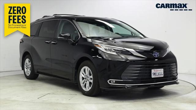 2024 Toyota Sienna Limited for sale in Fresno, CA