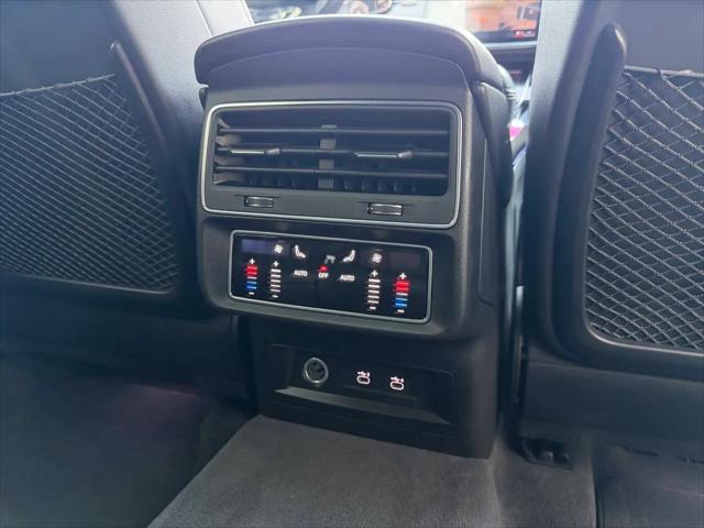2021 Audi SQ8 Premium Plus TFSI quattro Tiptronic