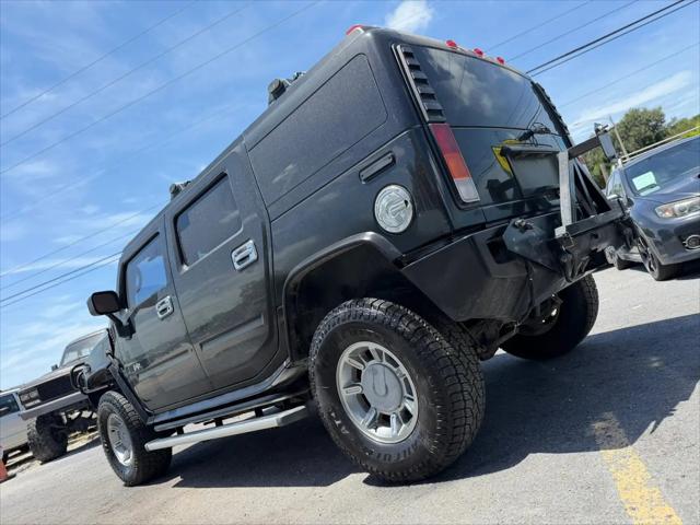 2004 HUMMER H2 Base