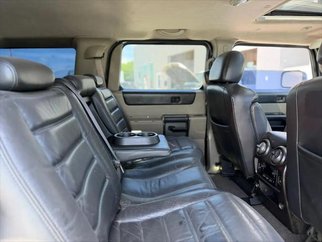 2004 HUMMER H2 Base