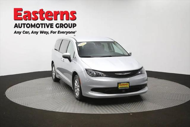 2023 Chrysler Voyager LX