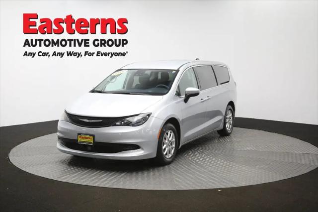 2023 Chrysler Voyager LX