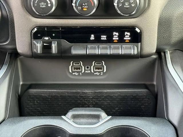 2020 Ram 1500 Big Horn Crew Cab 4x4 57 Box