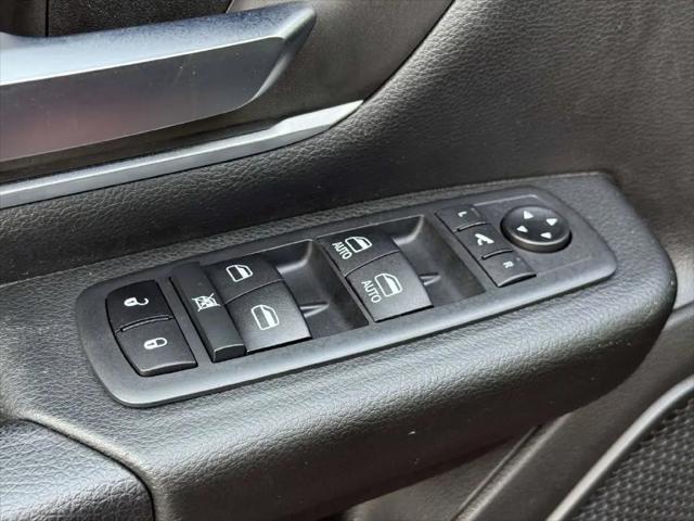 2020 Ram 1500 Big Horn Crew Cab 4x4 57 Box