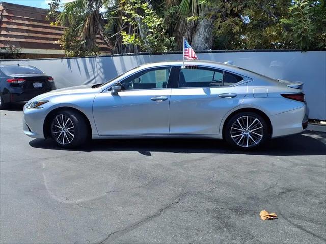 2024 Lexus ES 300h ES 300h