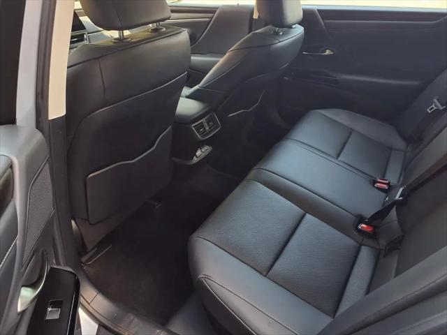2024 Lexus ES 300h ES 300h