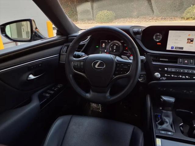 2024 Lexus ES 300h ES 300h