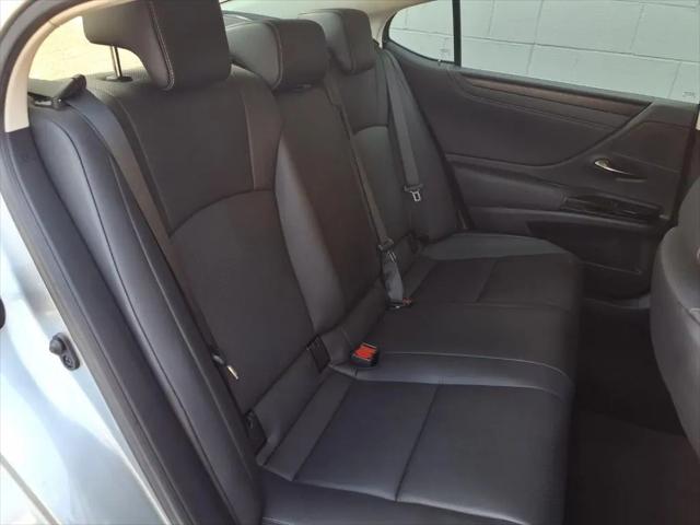 2024 Lexus ES 300h ES 300h