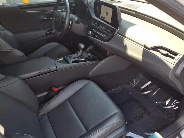 2024 Lexus ES 300h ES 300h