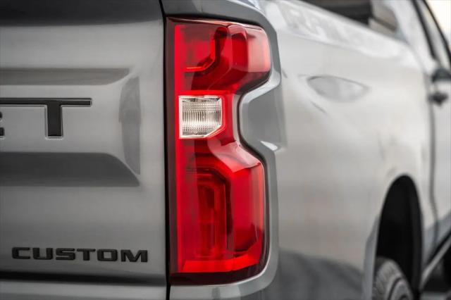 2021 Chevrolet Silverado 1500 4WD Crew Cab Short Bed Custom Trail Boss