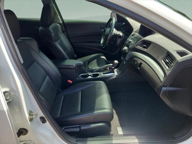 2017 Acura ILX AcuraWatch Plus Package