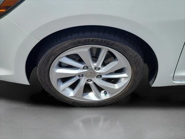 2017 Acura ILX AcuraWatch Plus Package