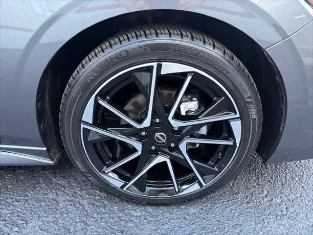 2025 Nissan Sentra SR