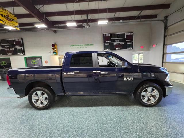 2018 Ram 1500 Big Horn Crew Cab 4x4 57 Box