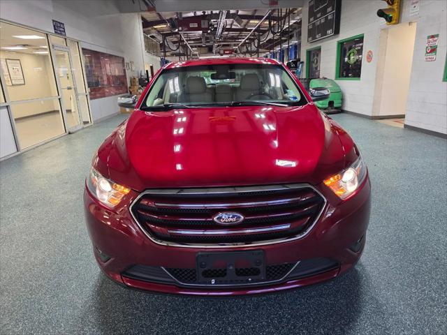 2015 Ford Taurus Limited