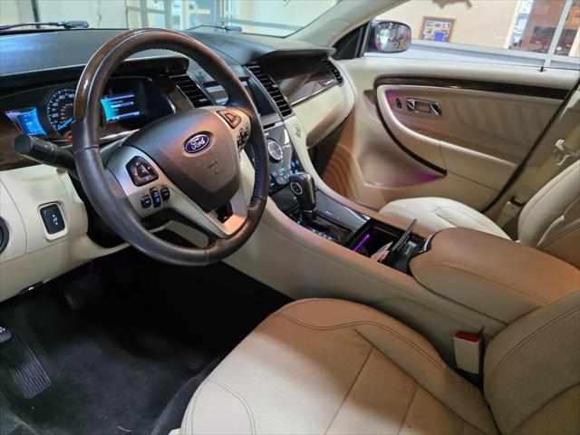 2015 Ford Taurus Limited