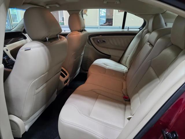 2015 Ford Taurus Limited