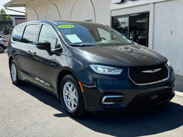 2023 Chrysler Pacifica Touring L for sale in Santa Maria, CA
