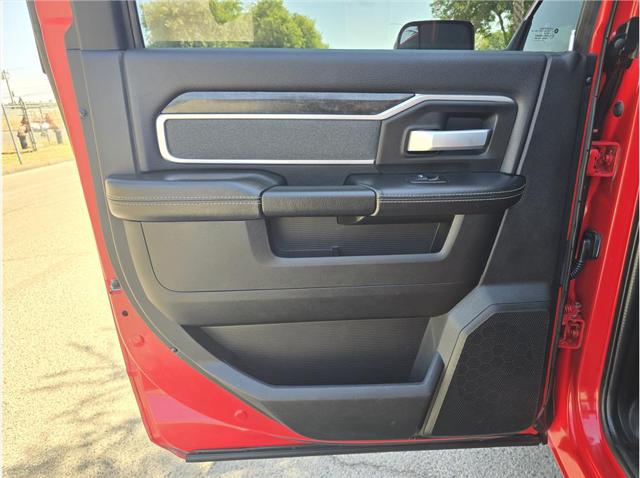 2021 Jeep Ram 2500 Big Horn Crew Cab 4x4 64 Box