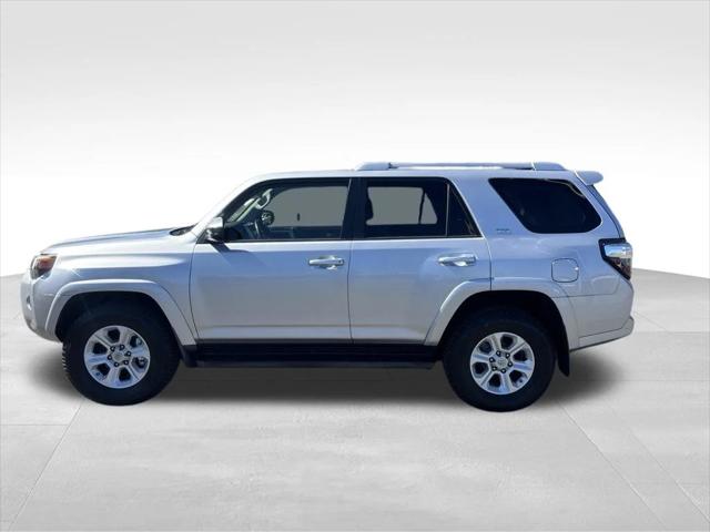 2016 Toyota 4Runner SR5 2016 Toyota 4Runner SR5