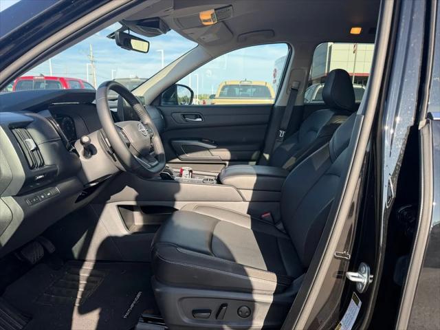 2026 Nissan Pathfinder SL 2026 Nissan Pathfinder SL