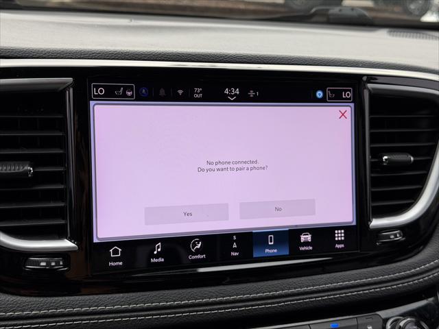 2025 Chrysler Pacifica Limited
