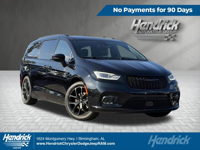 2025 Chrysler Pacifica Limited for sale in Hoover, AL